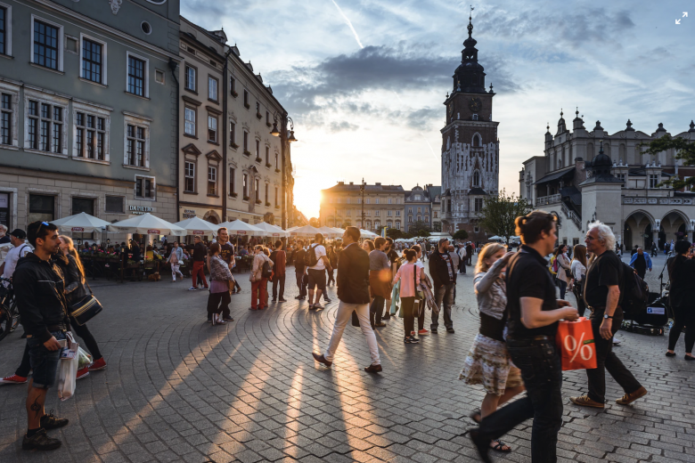 Как изучить польский язык: основы, полезные фразы и рекомендации для путешественников